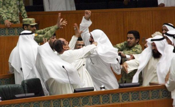 Kuwait MP's in deliberations.