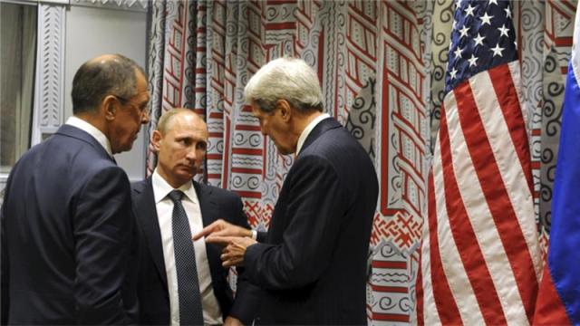 US Sec of State John Kerry and Russian President Vladimir Putin