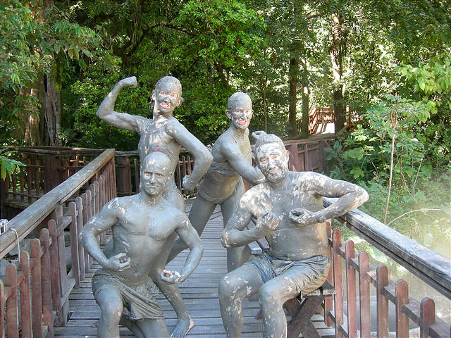 COSTA RICA Mud-Bath