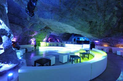 Africana-famous club in Praiano