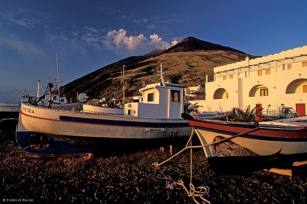 Stromboli5 fishing boats