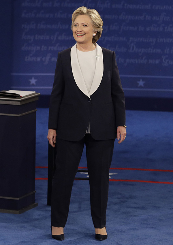 clinton-debate-photo-hillary-clinton-pantsuit-presidential-rex-ftr-1
